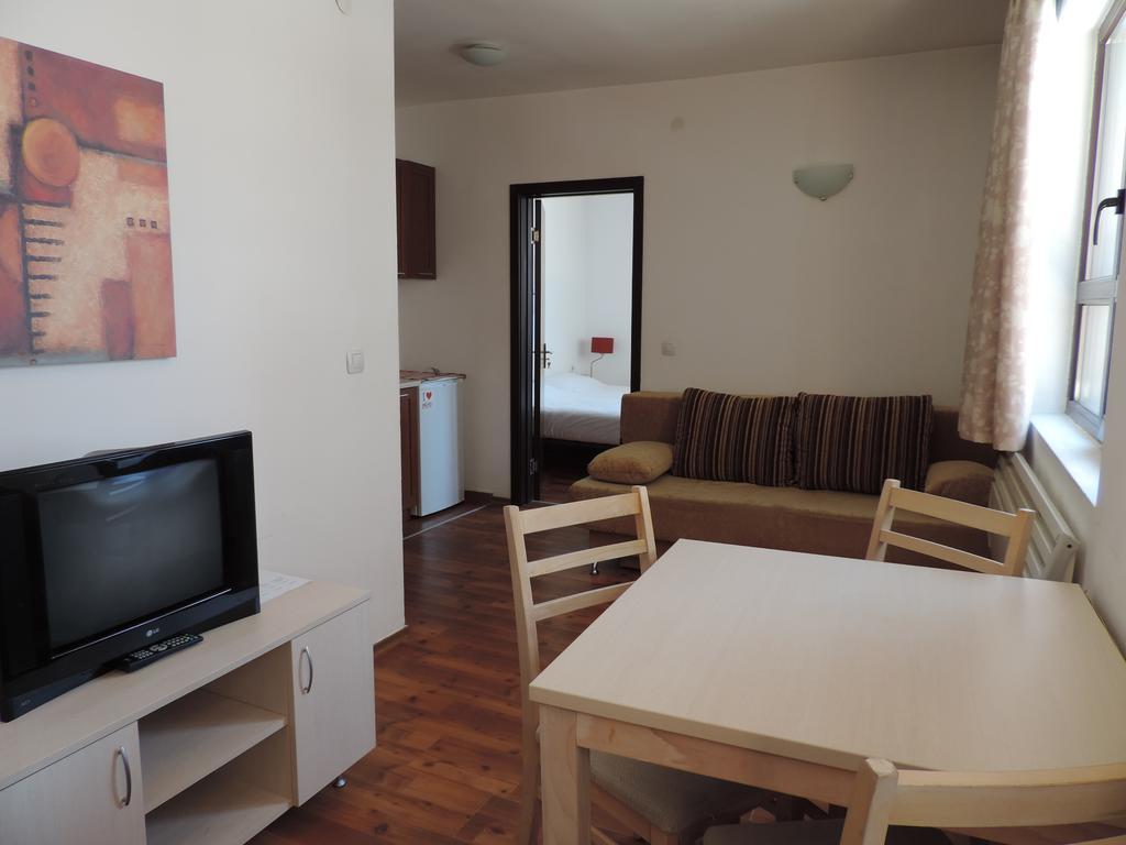 Гондола Апартментс Apartment Банско Стая снимка