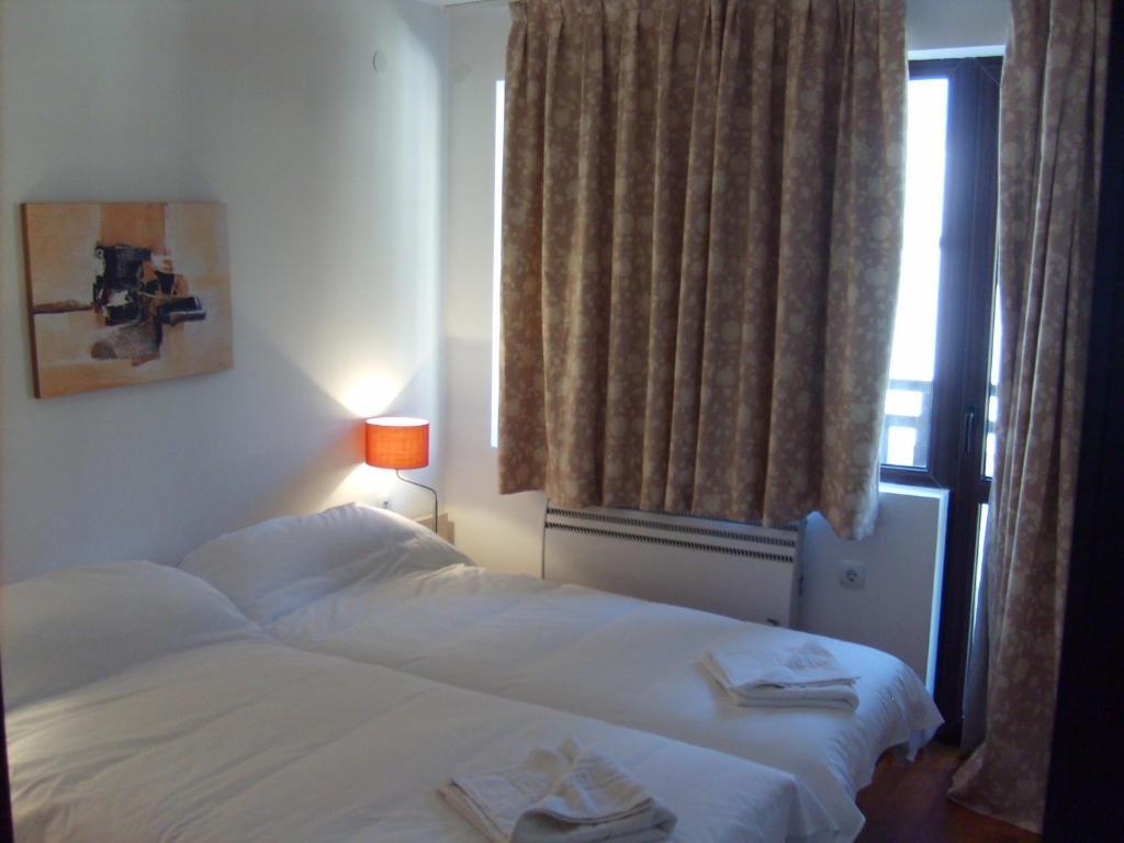 Гондола Апартментс Apartment Банско Стая снимка